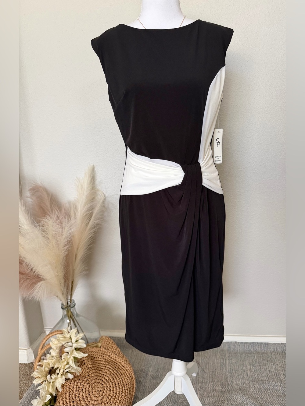 NWT - Elegant Black and White Twist-Detail Dress